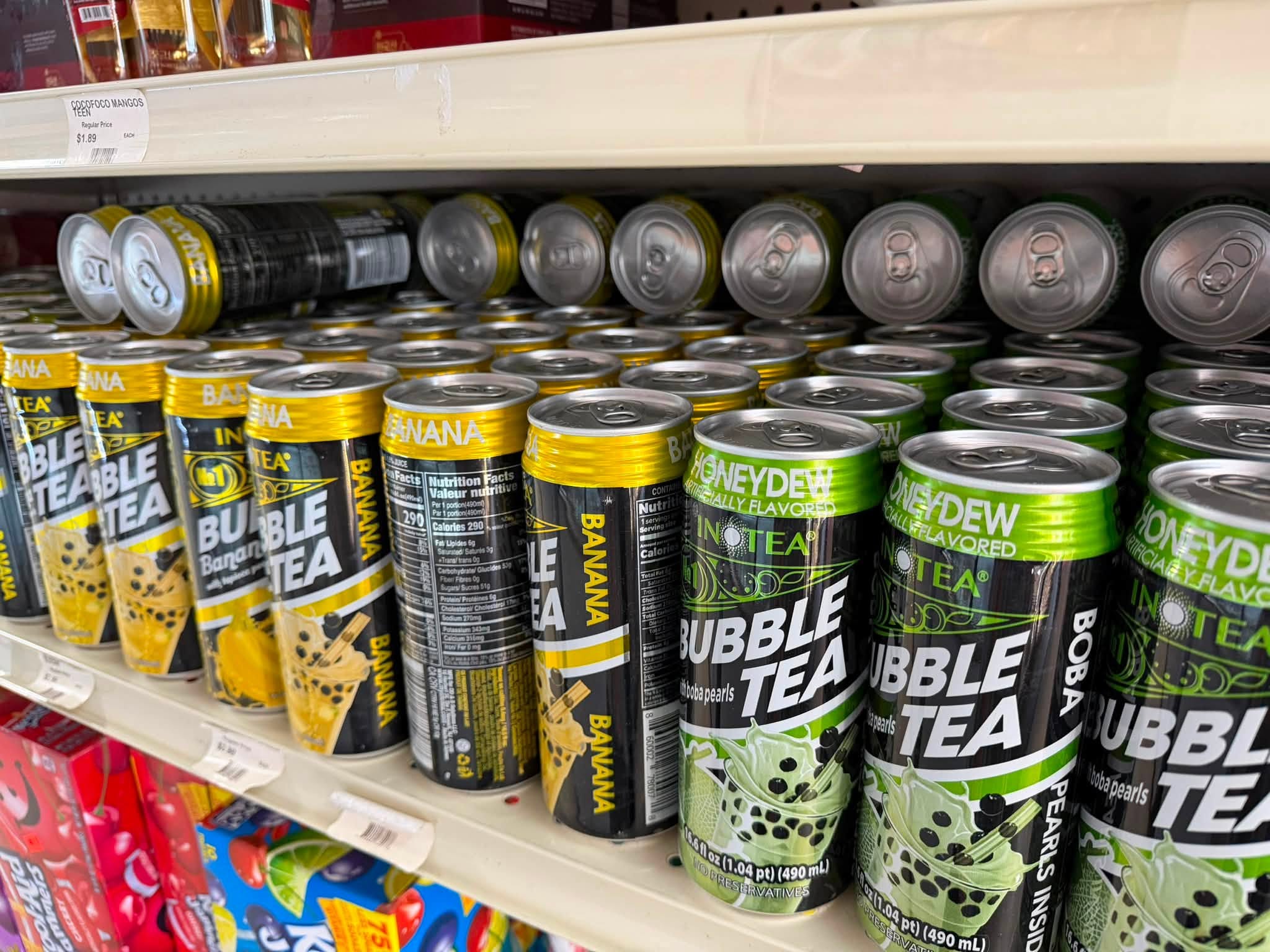Coffee, tea and sweet drinks at S International Market